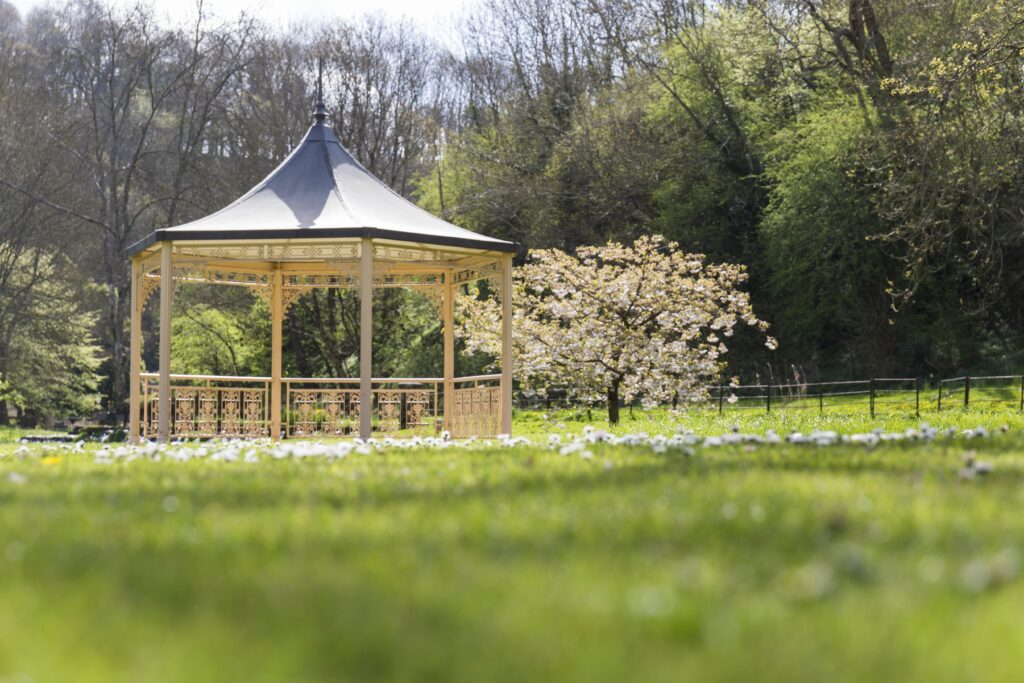 Wooden and steel gazebo installation in Texas for a perfect outdoor addition